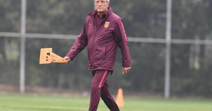 国足赛后全体发言,郜林评价里皮