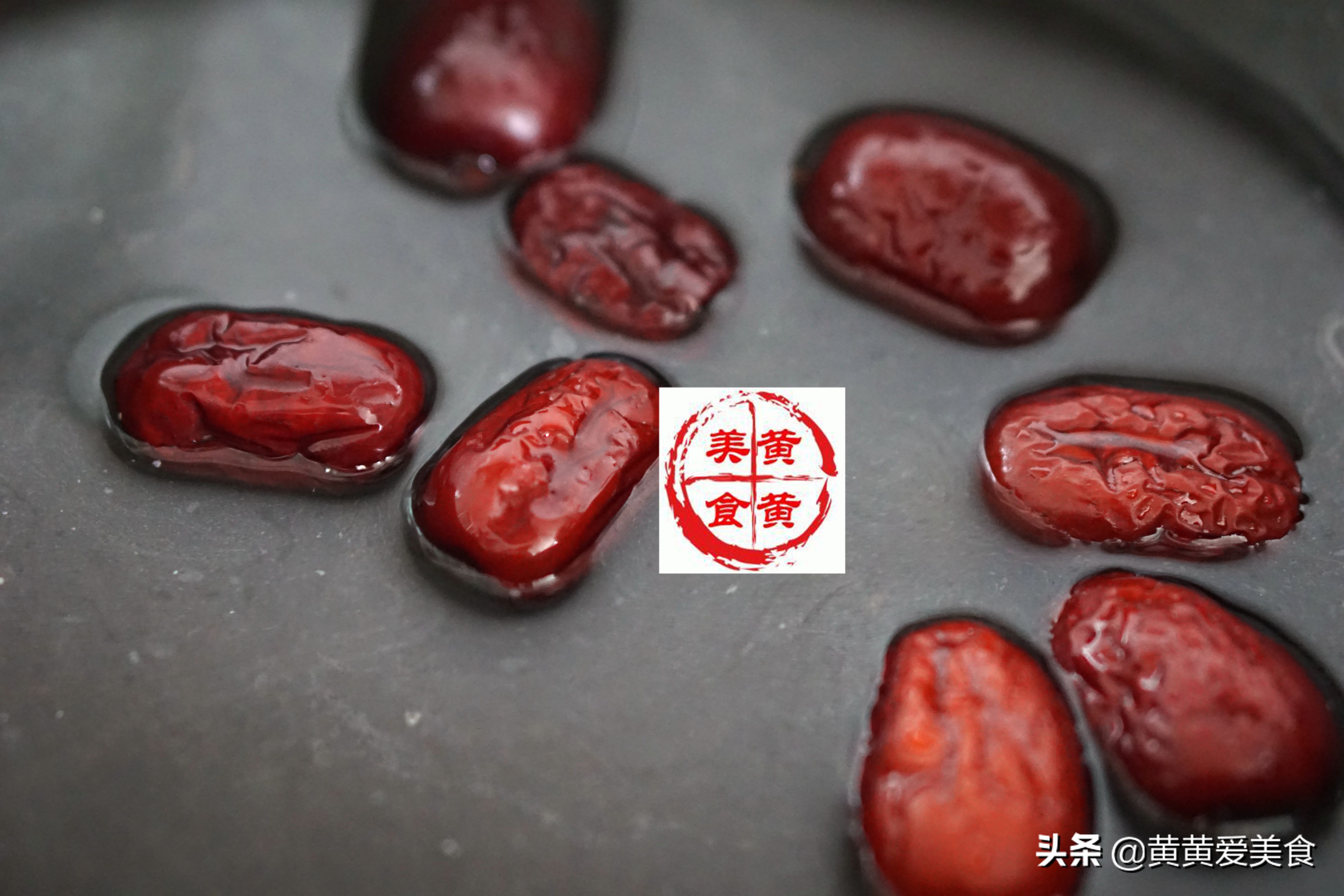 过年做一个红枣糕，寓意步步高升，团团圆圆，又甜又软又好吃