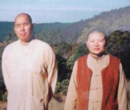 歌坛实力远超韩红,巅峰时却销声匿迹,自曝出家真实原因!