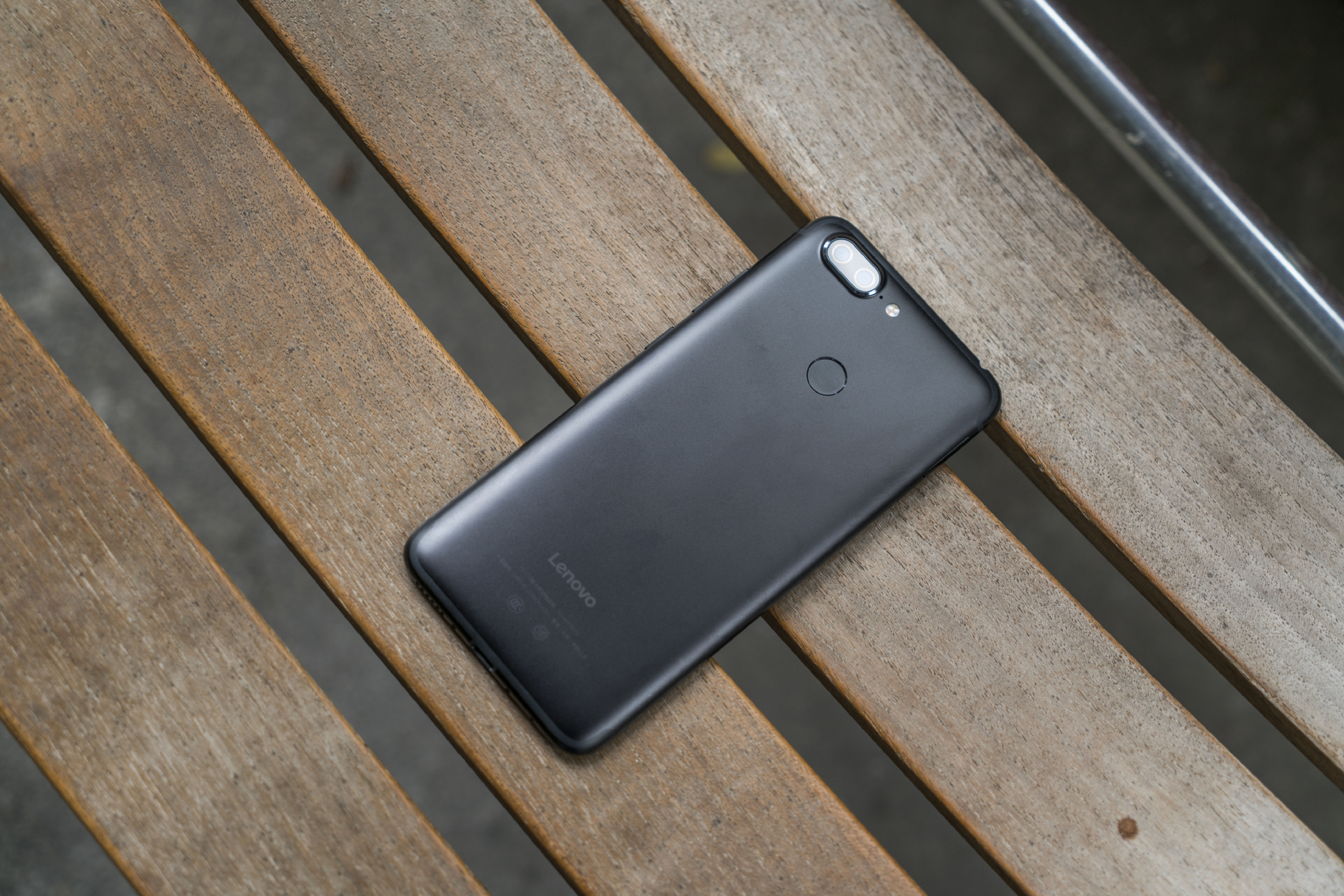 999元的5g机值得买吗,999块钱能买到什么好手机