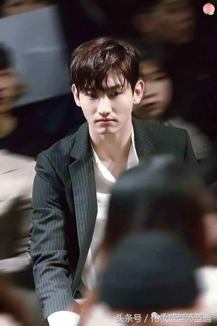 郑允浩朴灿烈,郑允浩沈昌珉钟铉