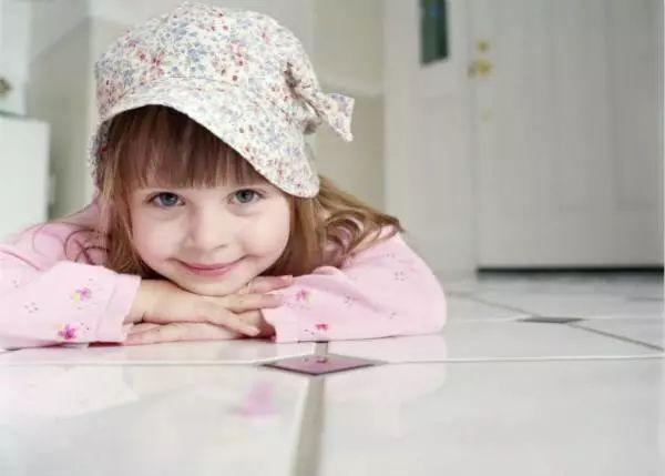 熊孩子推孕妇会不会流产,熊孩子猛推孕妇怎么办