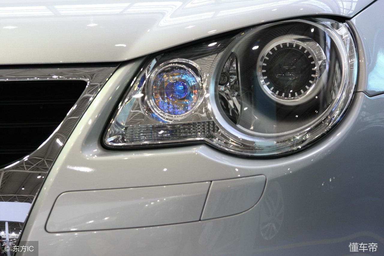 奥迪a4氙气大灯升级led灯泡利弊,led灯和氙气大灯的优缺点