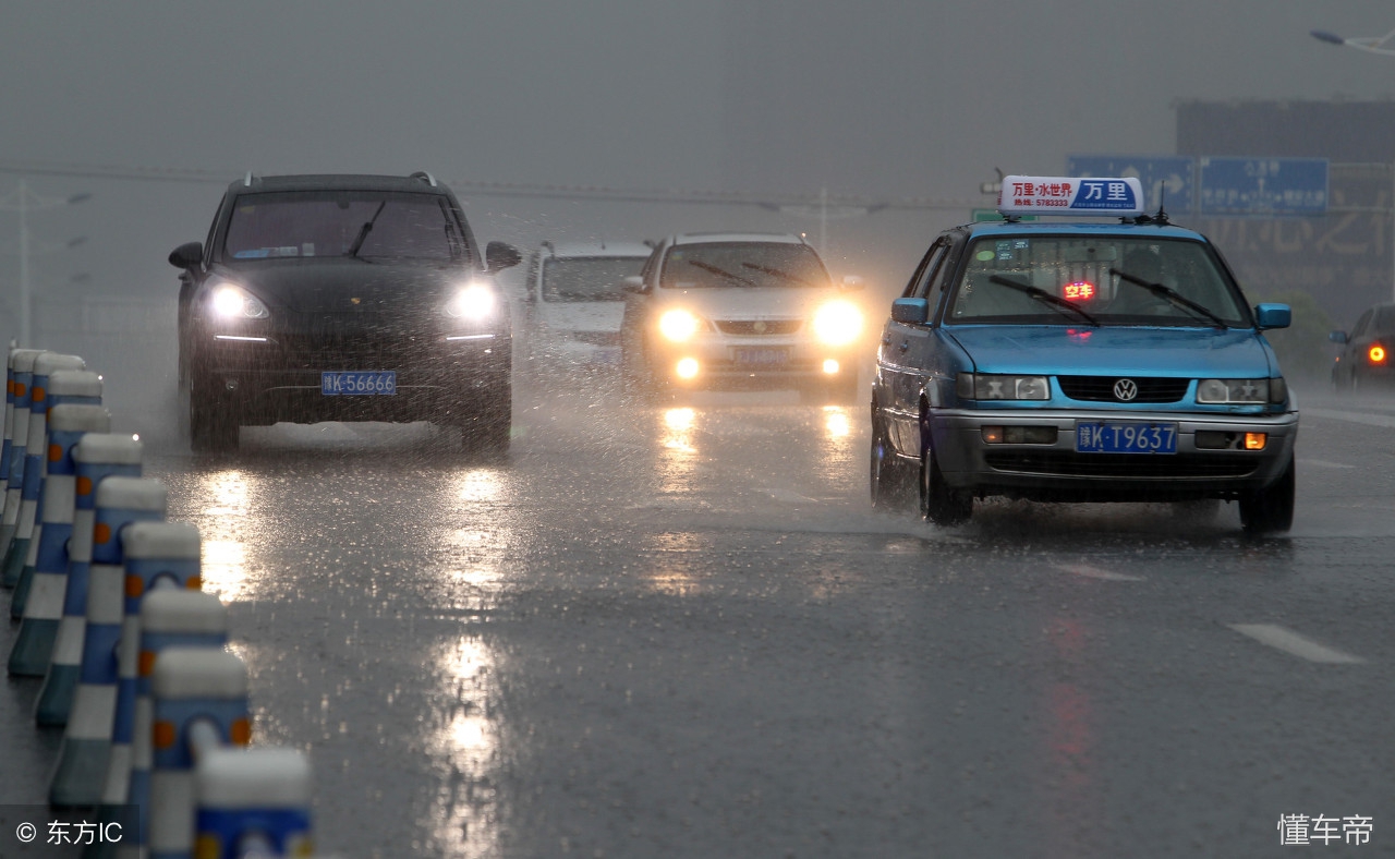 奥迪a4氙气大灯升级led灯泡利弊,led灯和氙气大灯的优缺点