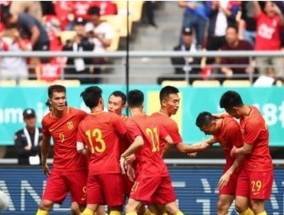 知耻而后勇怎么回怼,国足vs韩国直播范志毅