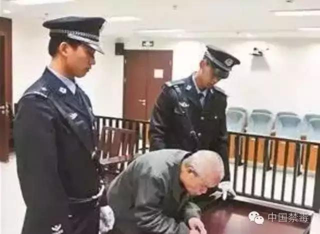 一批中国女孩在海外排队等待死刑！
