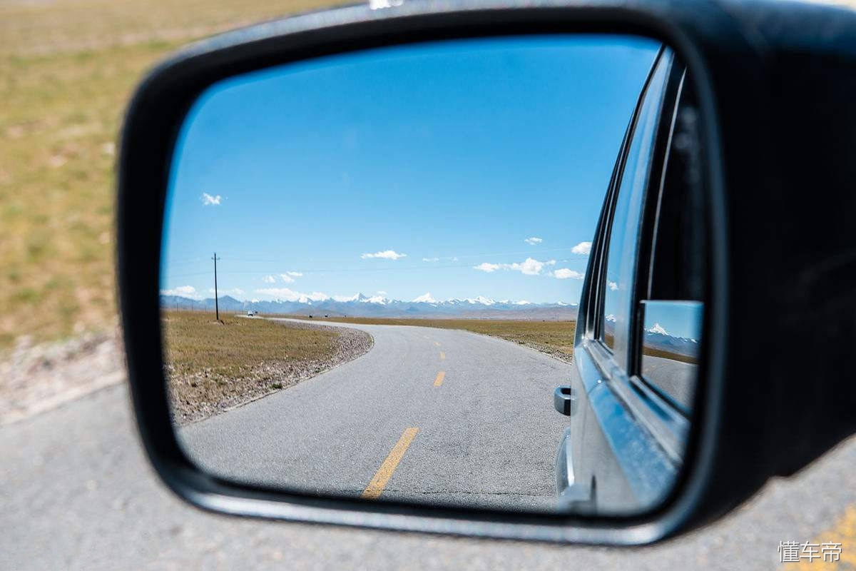 哈弗m6plus后视镜加热是哪个按键,凯迪拉克ct5后视镜加热是哪个按键