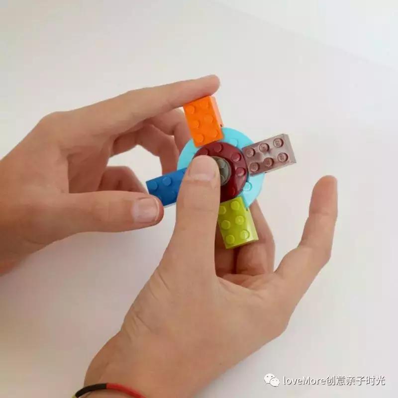 乐高怎么越玩越省钱？流行什么玩具不用花钱买，有乐高就能变出来