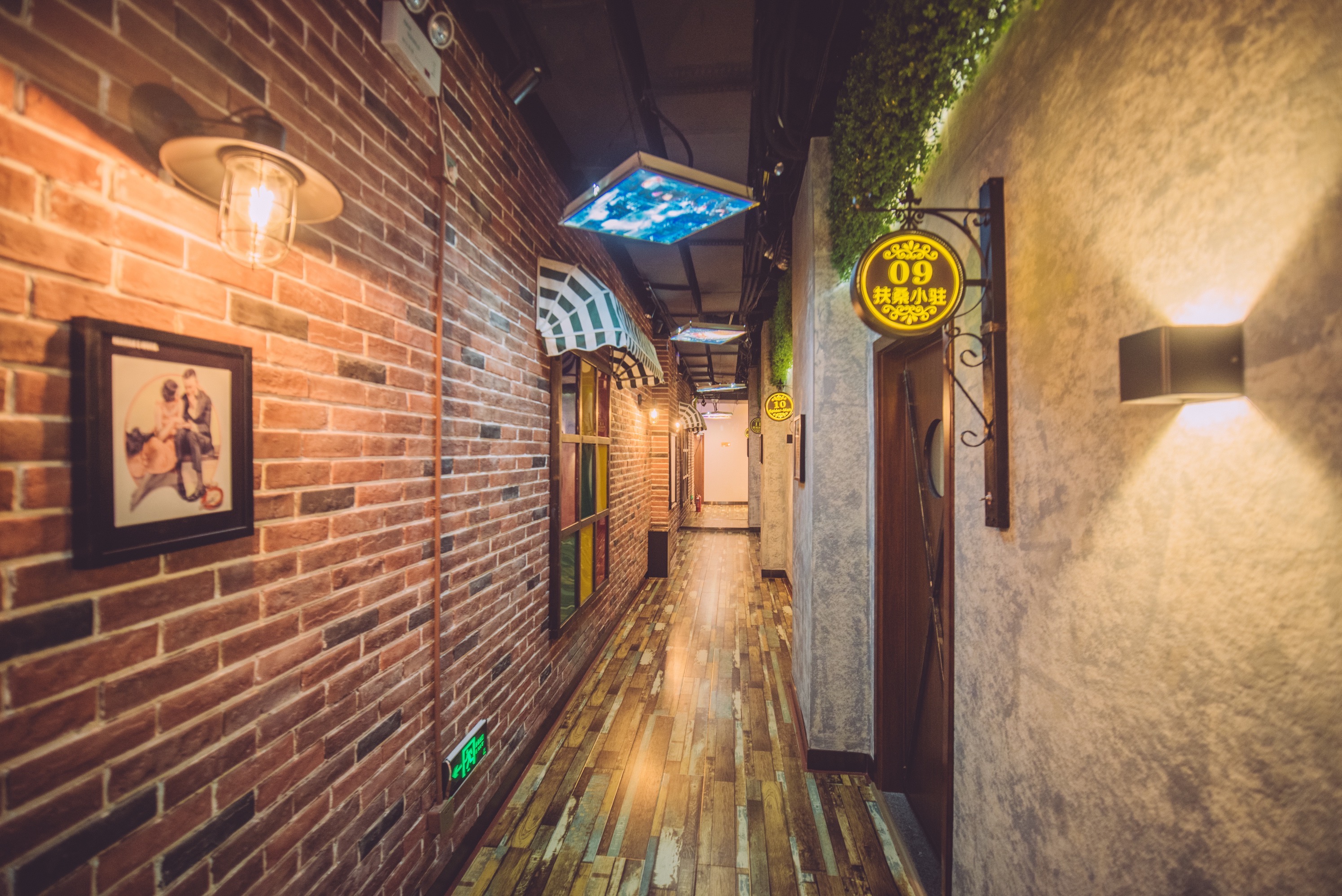 南宁影院推荐，近万部的正版高清电影片源，波士顿龙虾观影小零食