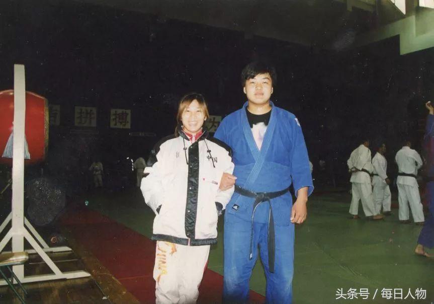 摔倒无数次还能爬得起吗,摔倒20次