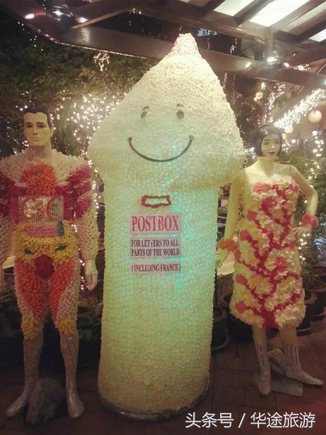 在泰国吃饭,临走时服务员竟然塞给我们一只套套?!