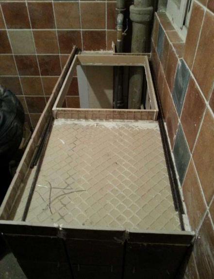 泥工师傅做的橱柜吊柜,泥工师傅用瓷砖打橱柜