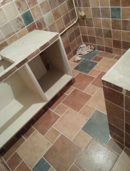 泥工师傅做的橱柜吊柜,泥工师傅用瓷砖打橱柜