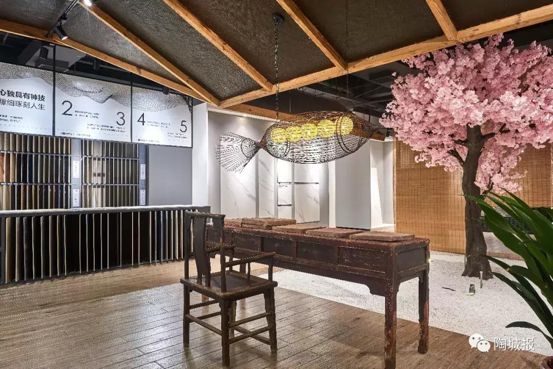 你肯定没见过这些美成仙的瓷砖展厅，估计在这里搬砖都要穿正装！