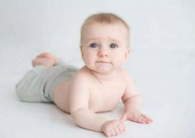 小孩上火了怎样降火最快小儿推拿,儿童上火口腔溃疡吃什么降火最快