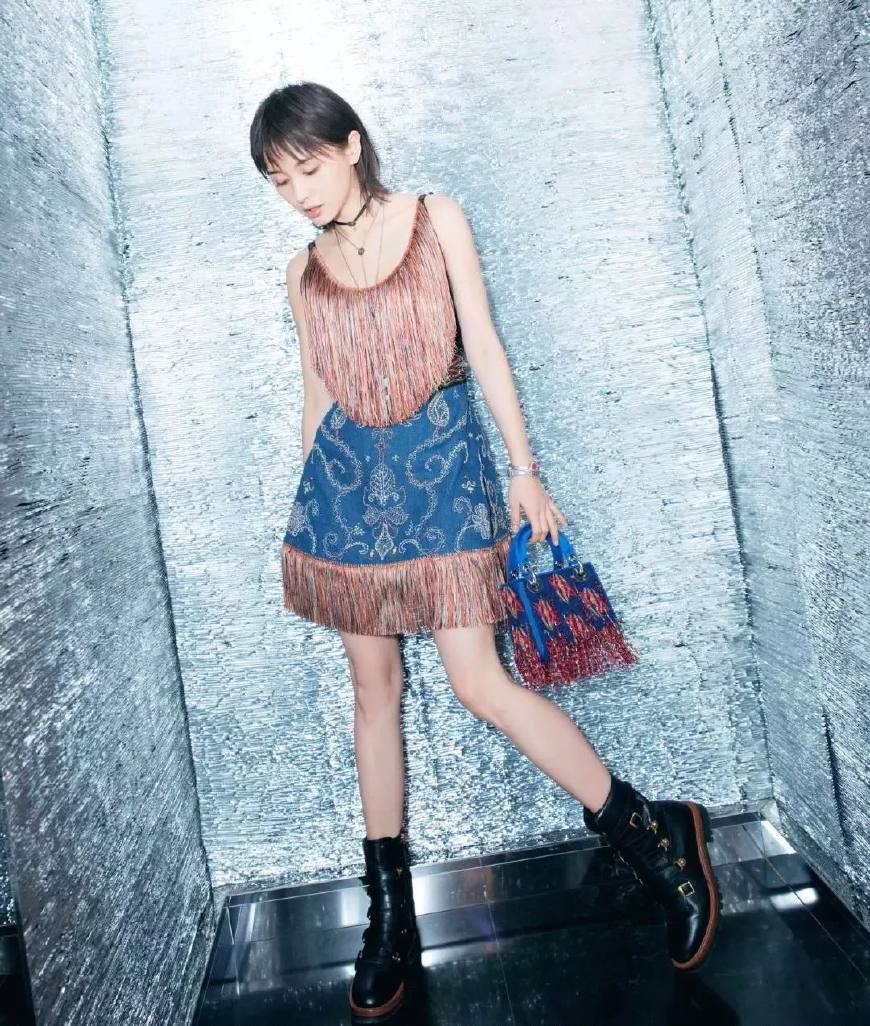 短发发型像微整形,40岁的瘦脸减龄发型短发