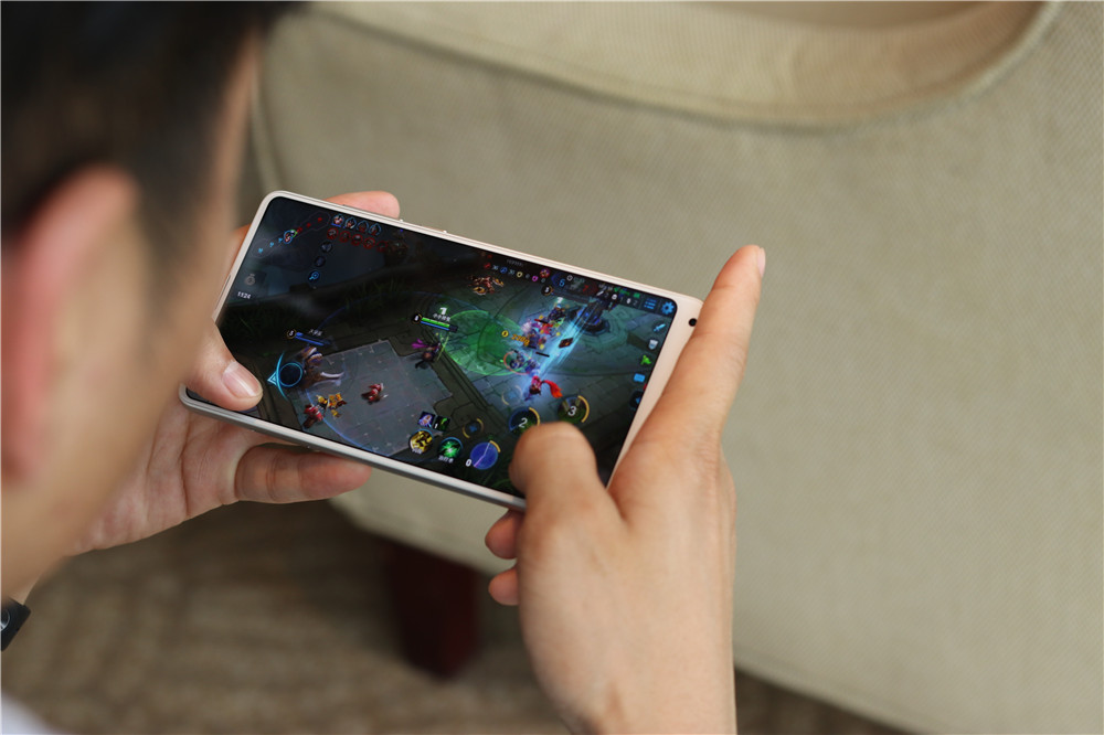 小米mix2s详细参数详解,小米mix2s荣耀20比较