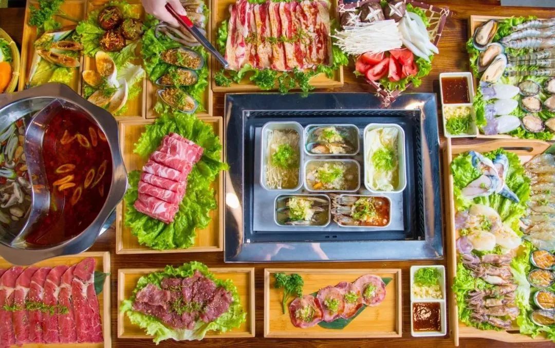 天津首家“皇后式任食”，澳洲牛肉、越南虎虾、鲜活鲍鱼放肆吃！