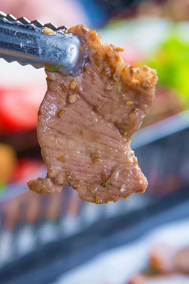 天津首家“皇后式任食”，澳洲牛肉、越南虎虾、鲜活鲍鱼放肆吃！