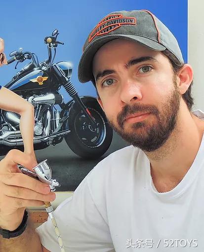 汽车彩绘的匠人让你不敢相信自己的眼睛