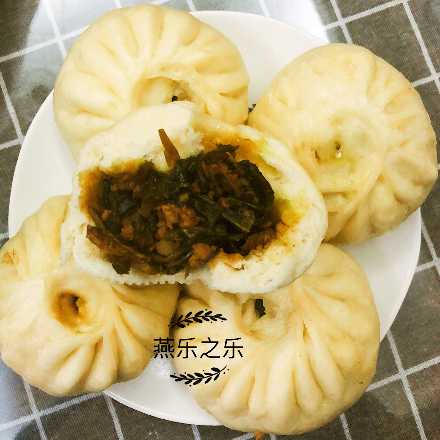 雪菜鲜肉包子的配方,雪菜包子需要什么料