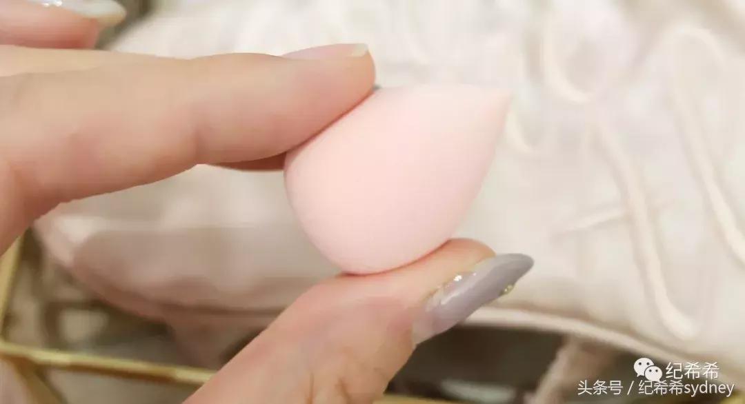 堪比屈臣氏的mecca品牌店，藏着不少一线大牌和欧美小众护肤美妆