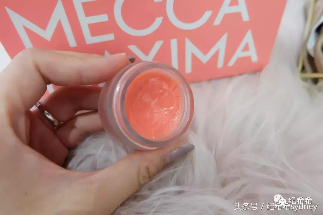 堪比屈臣氏的mecca品牌店，藏着不少一线大牌和欧美小众护肤美妆