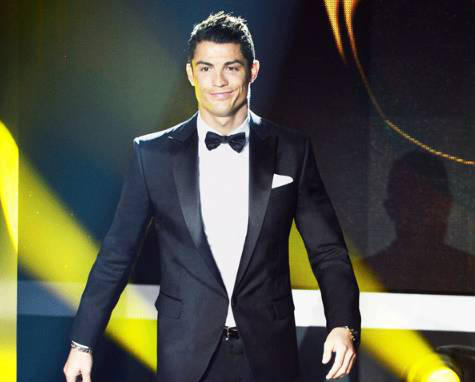 加拿大生,住伦敦,意大利成名，麦当娜找他们设计了150套衣服