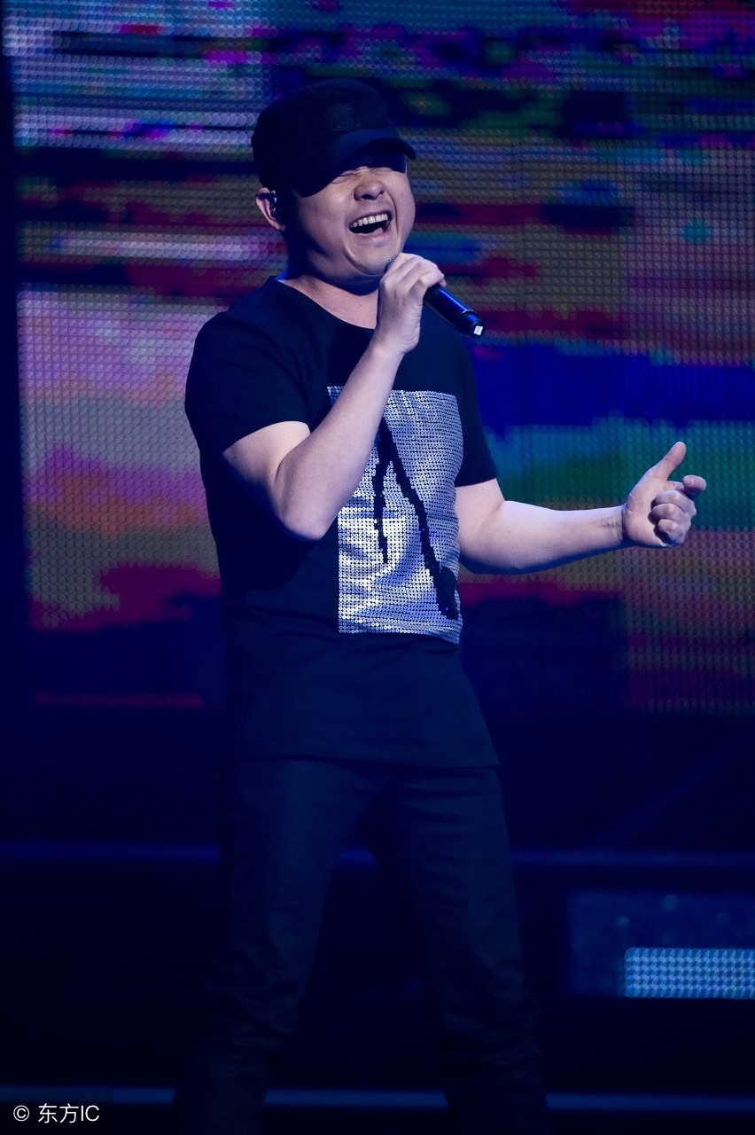 刀郎在那遥远的地方,刀郎你在我身边歌曲歌词