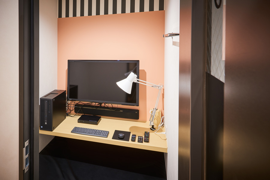 日本风格网吧,日本网吧有中文漫画吗