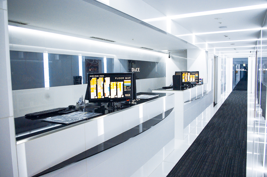 日本风格网吧,日本网吧有中文漫画吗