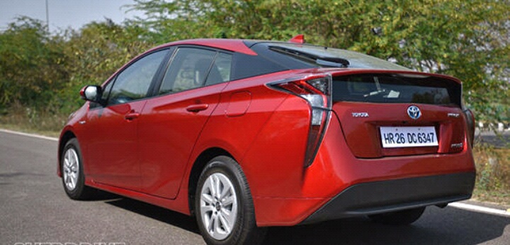 丰田普锐斯有几款发动机,丰田普锐斯最省油的车