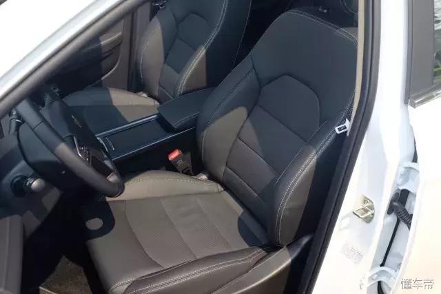 吉利帝豪ec7和715哪个好,吉利帝豪ec7油气混合版测试