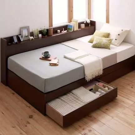 看了这些“床照”,我回家砸了自己的床