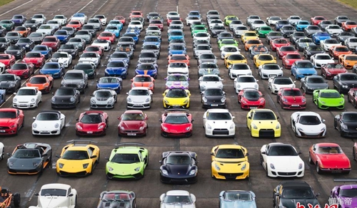 西安万梁豪车超跑租赁,西安超跑租赁价格一览表