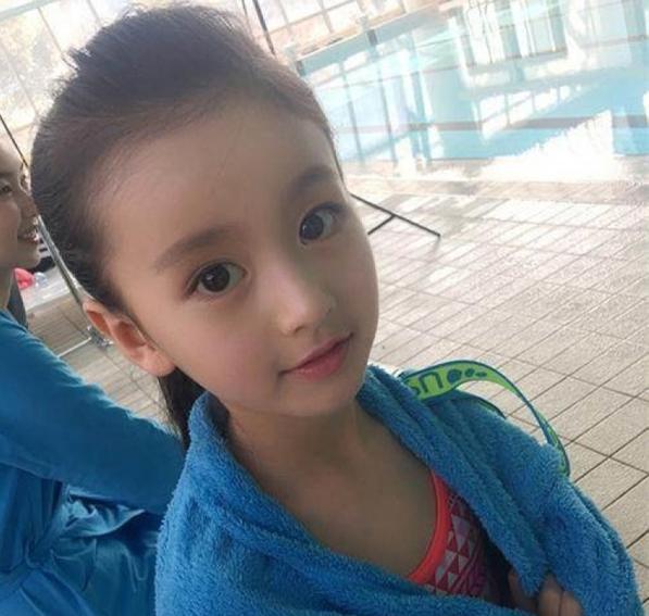 王思聪抖音唯一关注的女孩,王思聪关注的小姑娘高学历