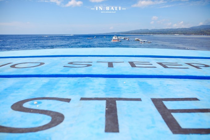 蓝梦岛海上浮台浮潜,蓝梦岛香蕉船滑水道浮潜视频