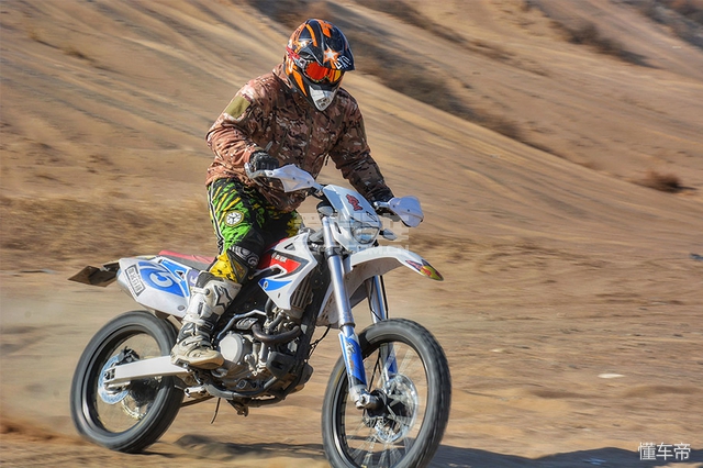 爱卡小伙伴骑什么摩托车（第一期）实用与玩乐兼顾