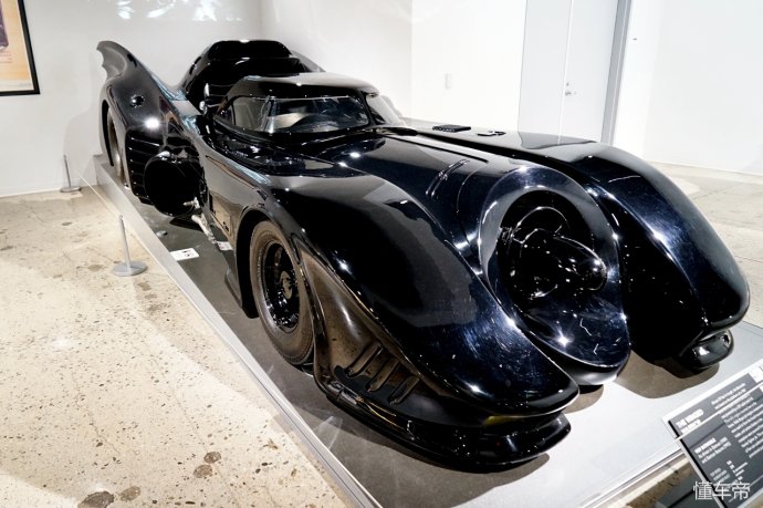 汽车博物馆带你了解蝙蝠侠战车,汽车博物馆蝙蝠侠战车