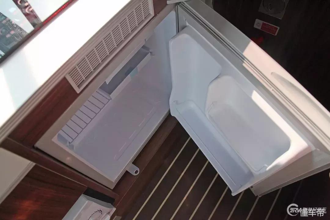 德福evan性能版560d自行式房车,十多万自行式的房车有哪几款