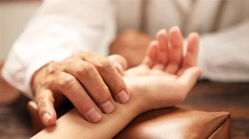 月经推迟早衰,尿频尿急卵巢早衰