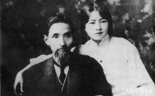 梁思成、林徽因的儿子与金岳霖:京城圈翻版谢东与侯宝林