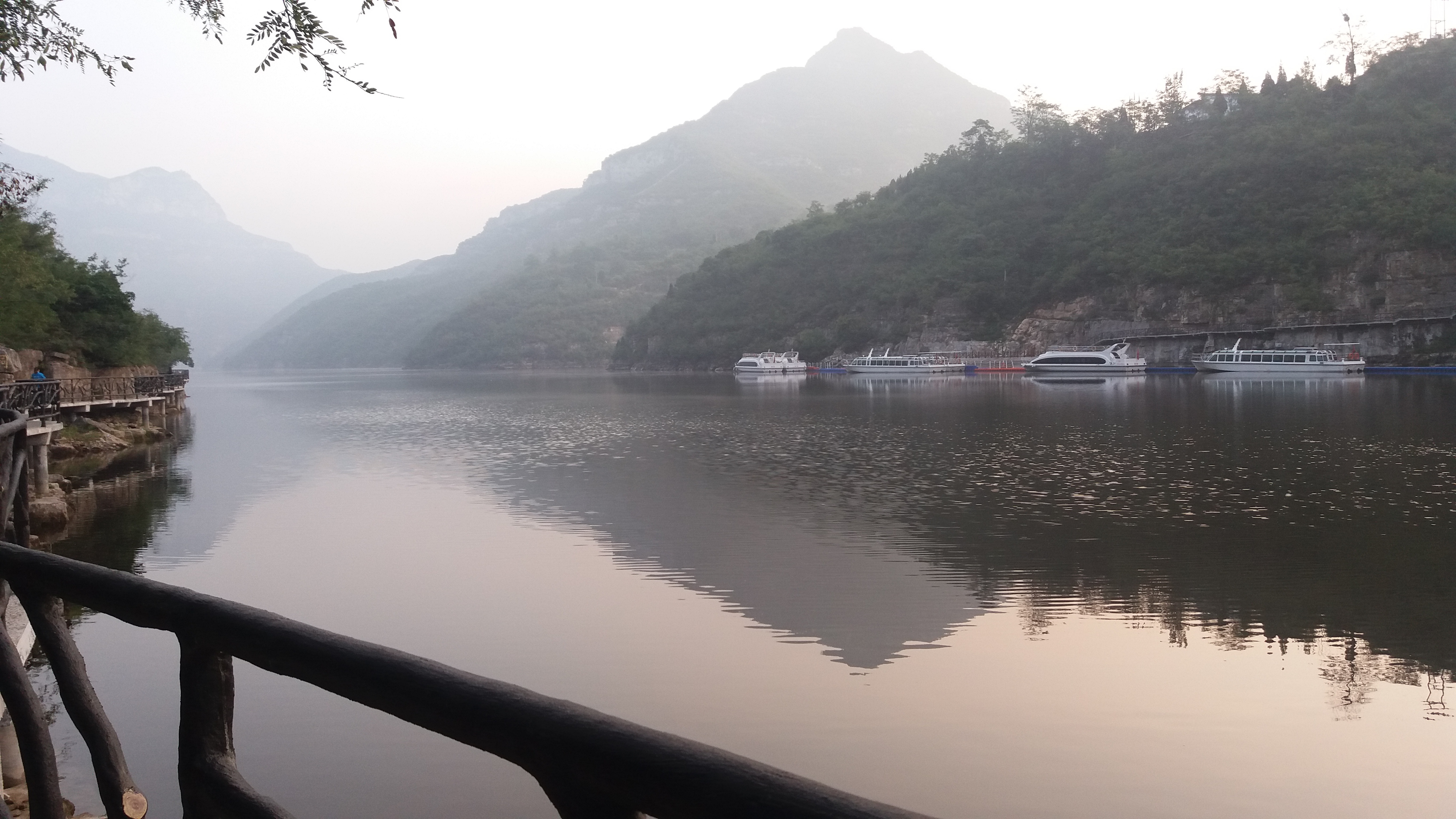 青山绿水船景区,焦作市博爱县青天河旅游景点