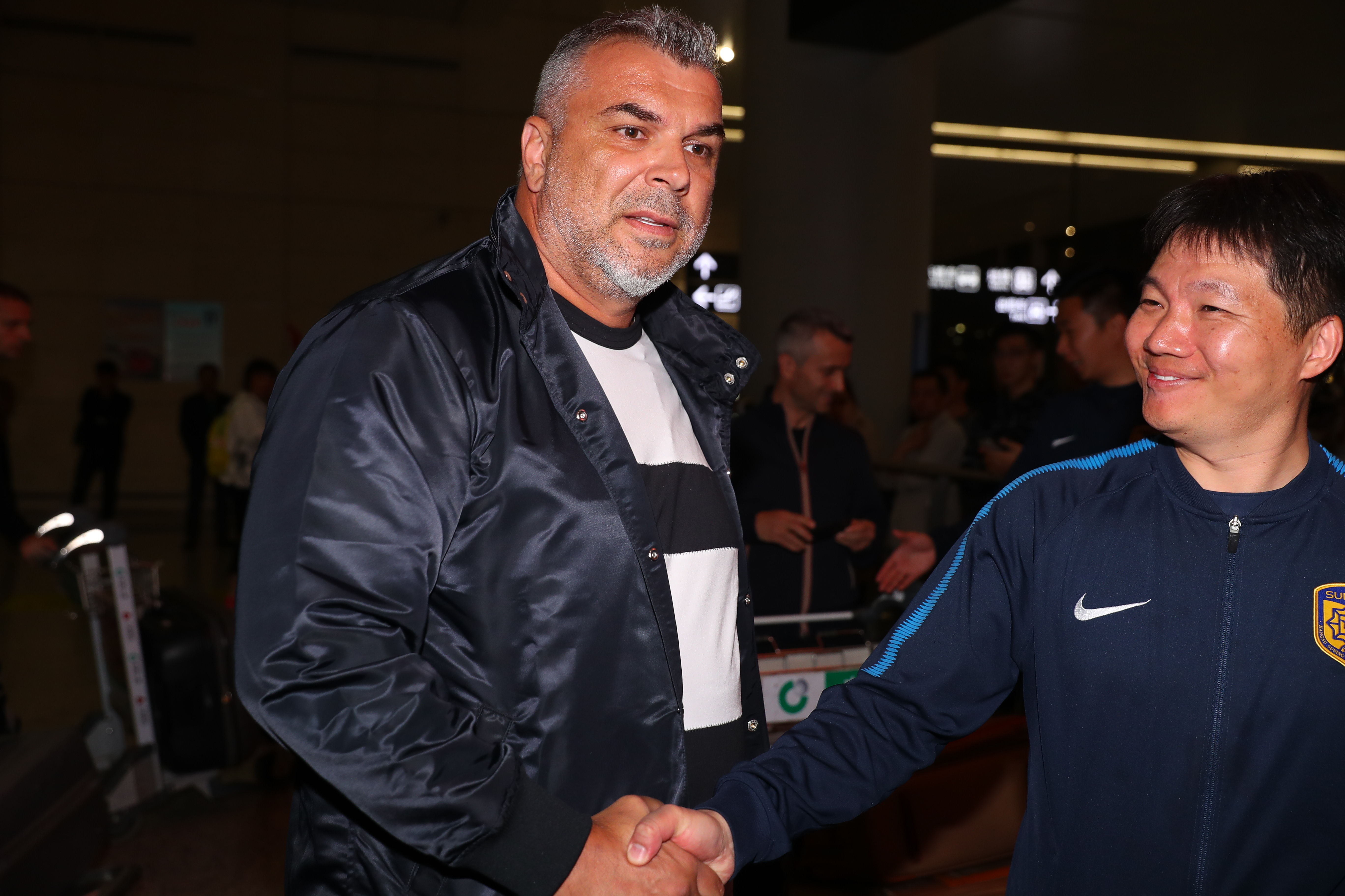 苏宁队主教练奥拉罗尤去哪里了,江苏苏宁奥拉罗尤第一场比赛