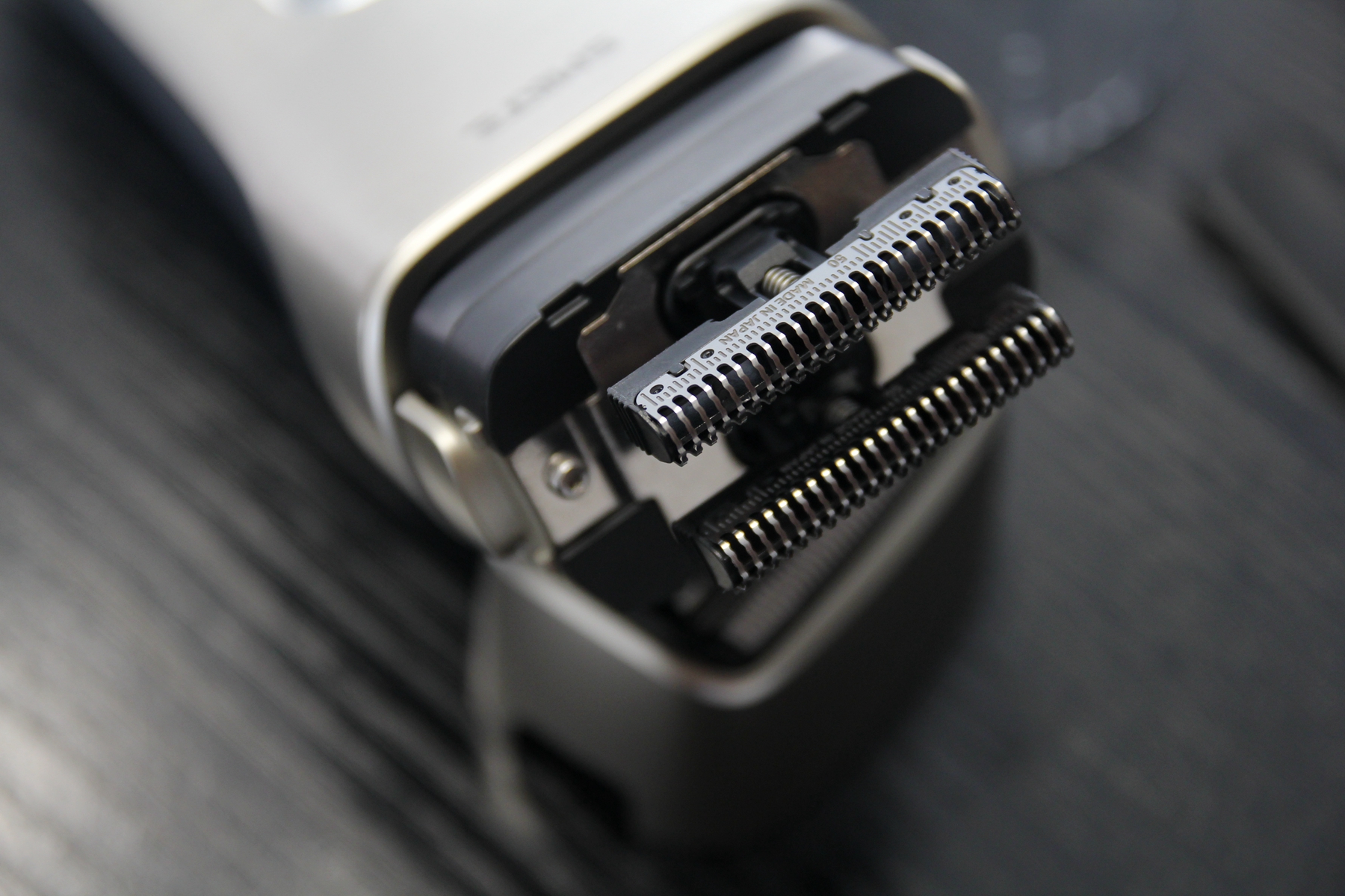 米家有品众筹完成度超1293%，这款须眉四刀头剃须刀有何魅力？