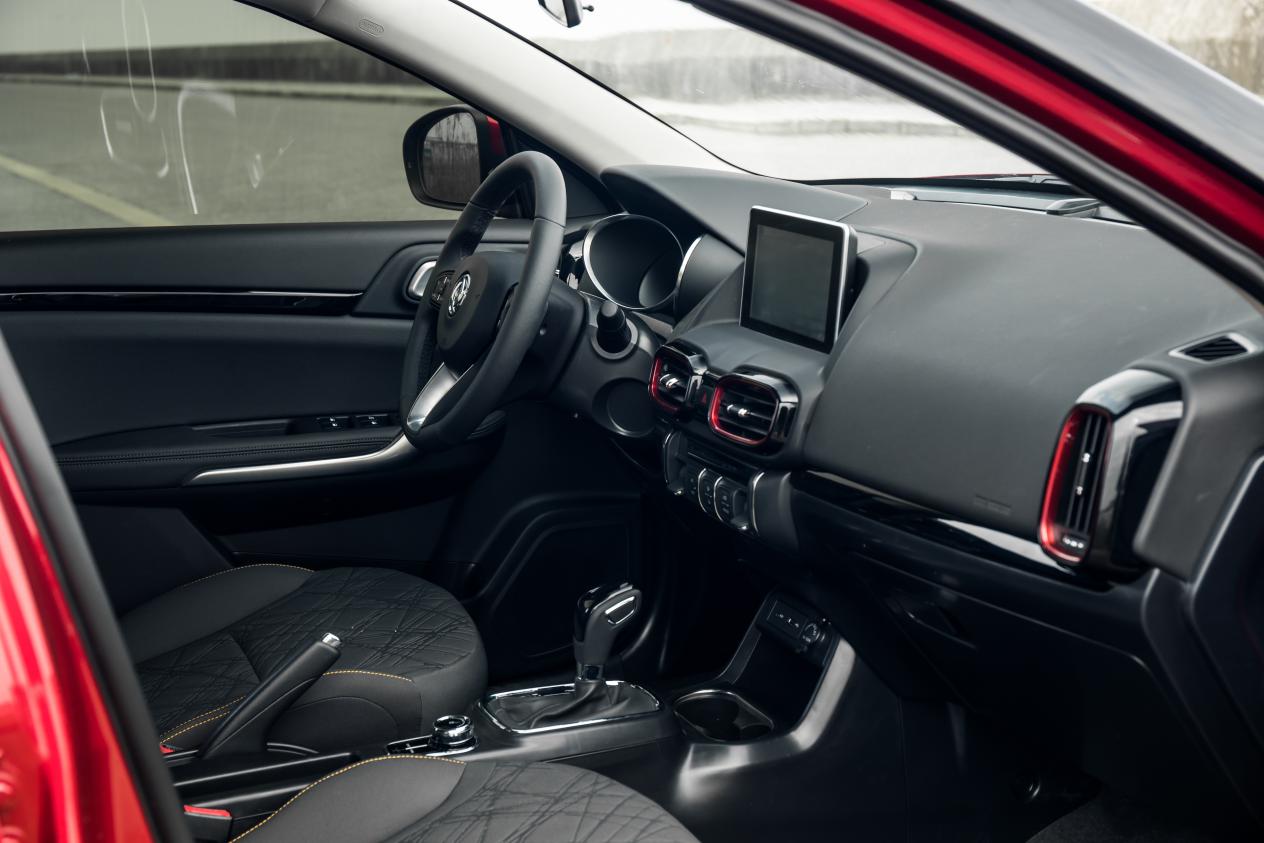 风神ax4新款,东风风神ax4介绍视频