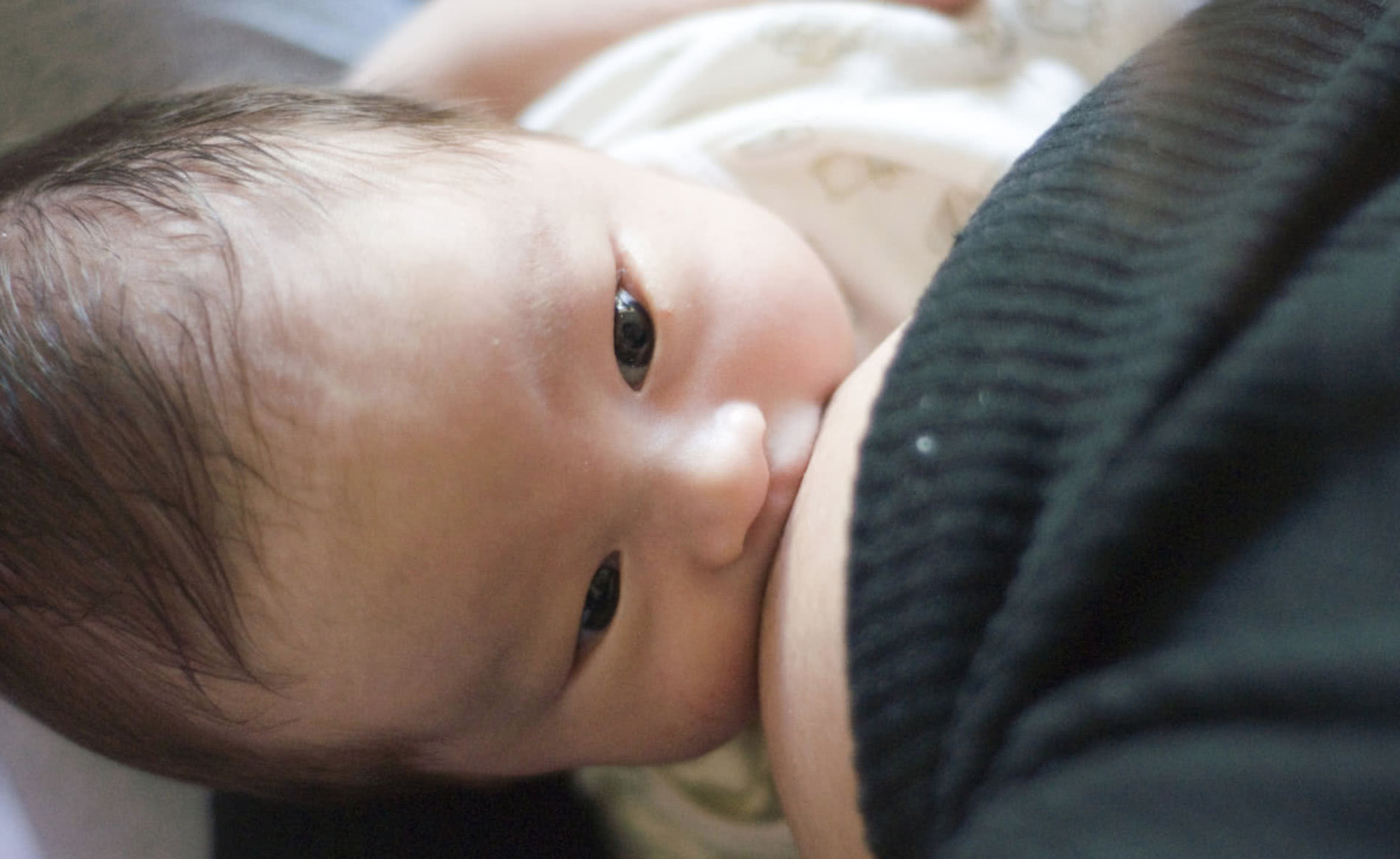 一岁宝宝对鸡蛋过敏怎么回事,七个月宝宝吃鸡蛋过敏是什么症状