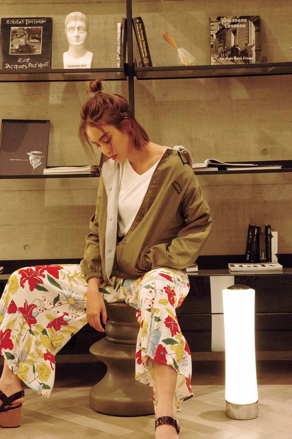 品牌杂志：用SLYrienda等限定品打造春季潮流休闲风-龙泽KAREN