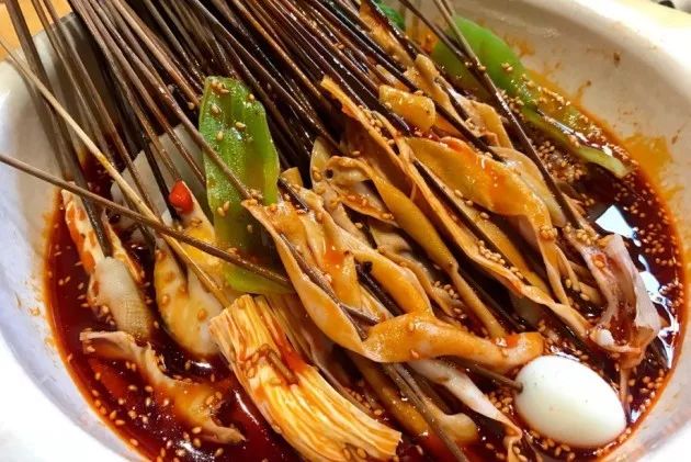 四川麻辣烫和普通麻辣烫的区别,正宗四川麻辣烫是什么样的