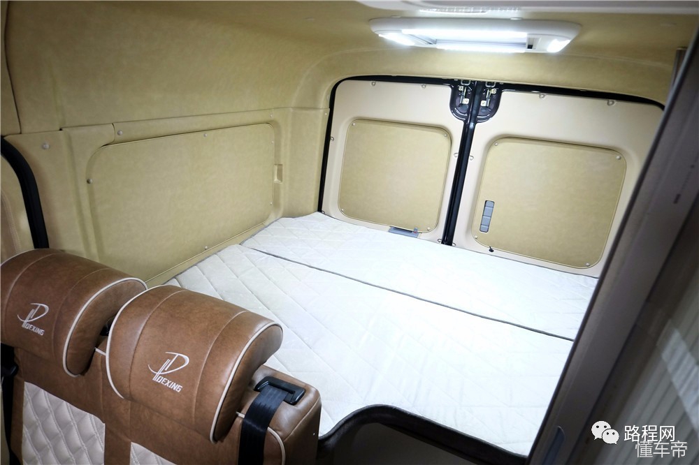 东风御风柴油手动挡房车带卫生间,德兴东风房车